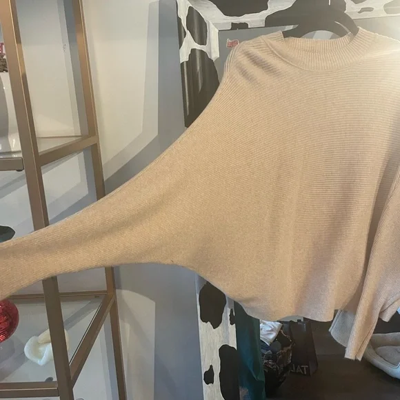 PRINCESS POLLY SWEATER - Picture 4 of 4